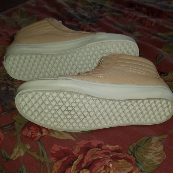 Van's Off The Wall - Picture 7 of 7